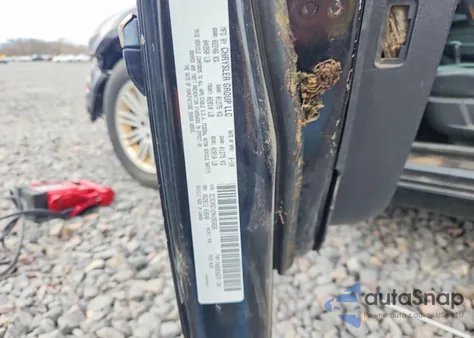 2010 Chrysler 300 Touring из США, поврежденный, VIN 2C3CA5CV2AH265826